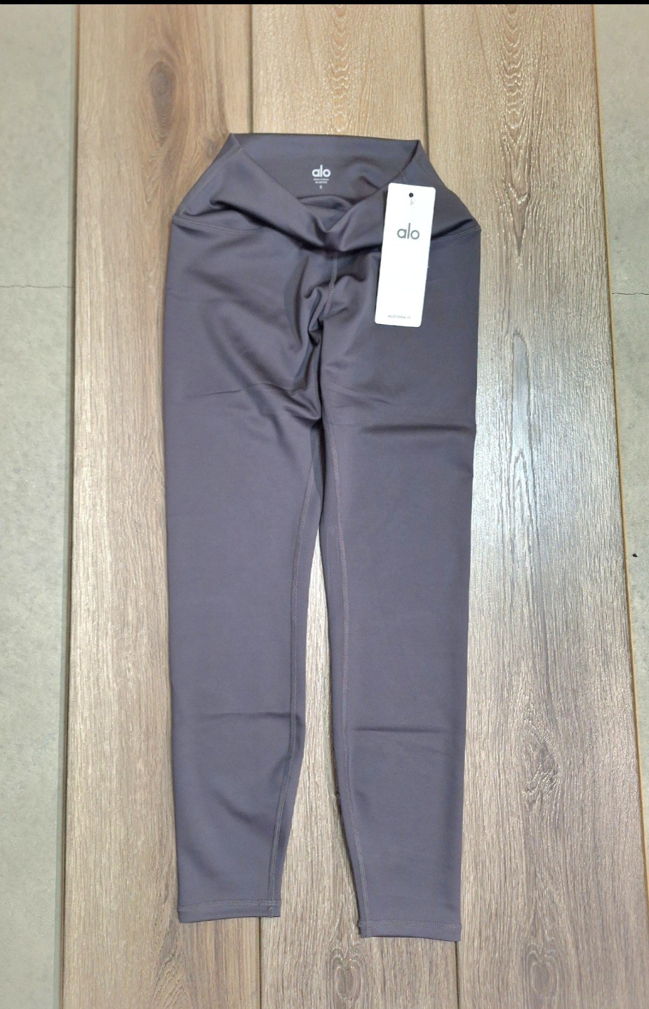 Alo Yoga 7/8 Airlift Gray Leggings Small New with Tags