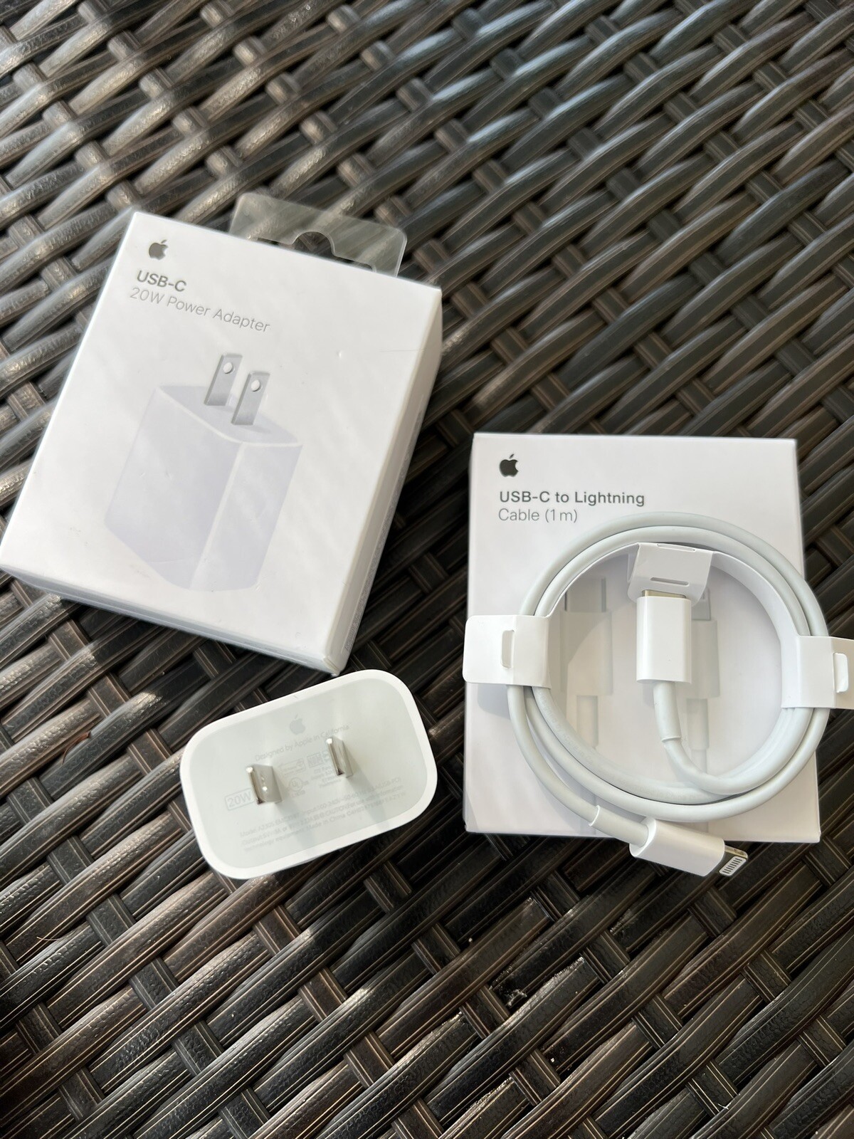 OEM Genuine Original Apple iPad 20W USB-C Wall Charger Power ADAPTER Cable