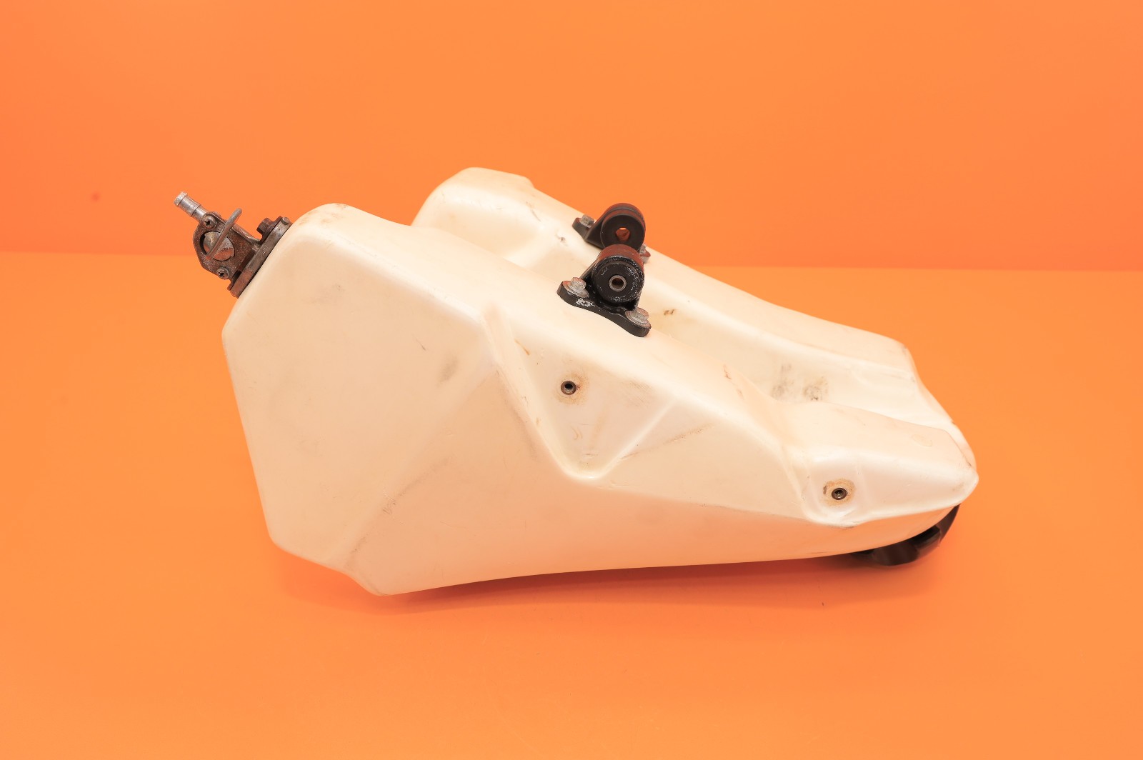 1995 93-97 CR125R CR125 OEM Gas Tank Fuel Cell Petrol Canister Cap Valve Mount