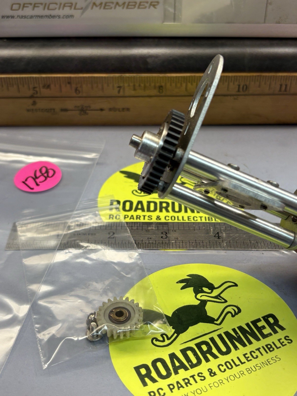 RC BOAT MOTOR MOUNT W/BALL BEARINGS & PARTS / USED