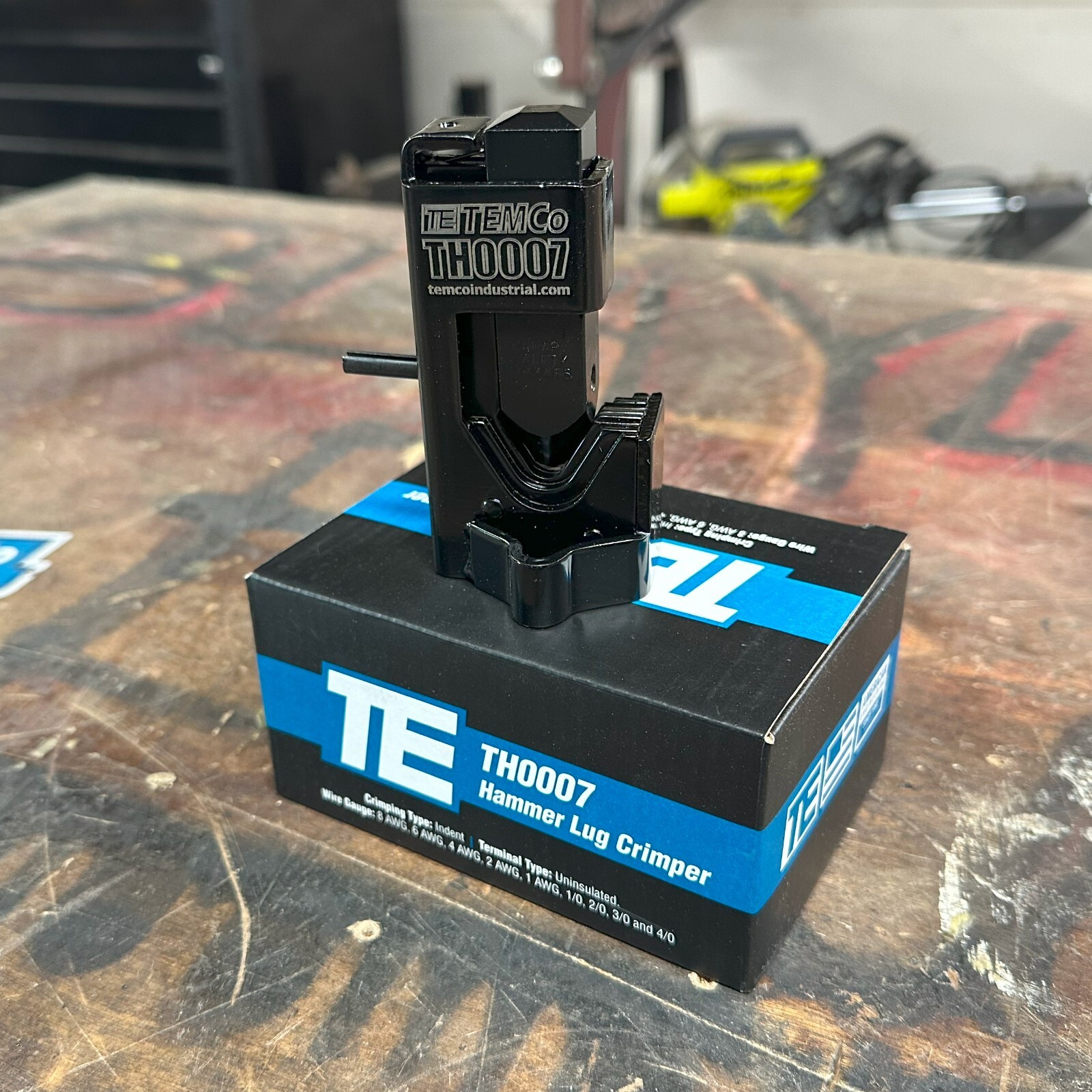 TEMCo Hammer Lug Crimper: 8 AWG to 4/0 Battery/Welding Cables (Mountable)