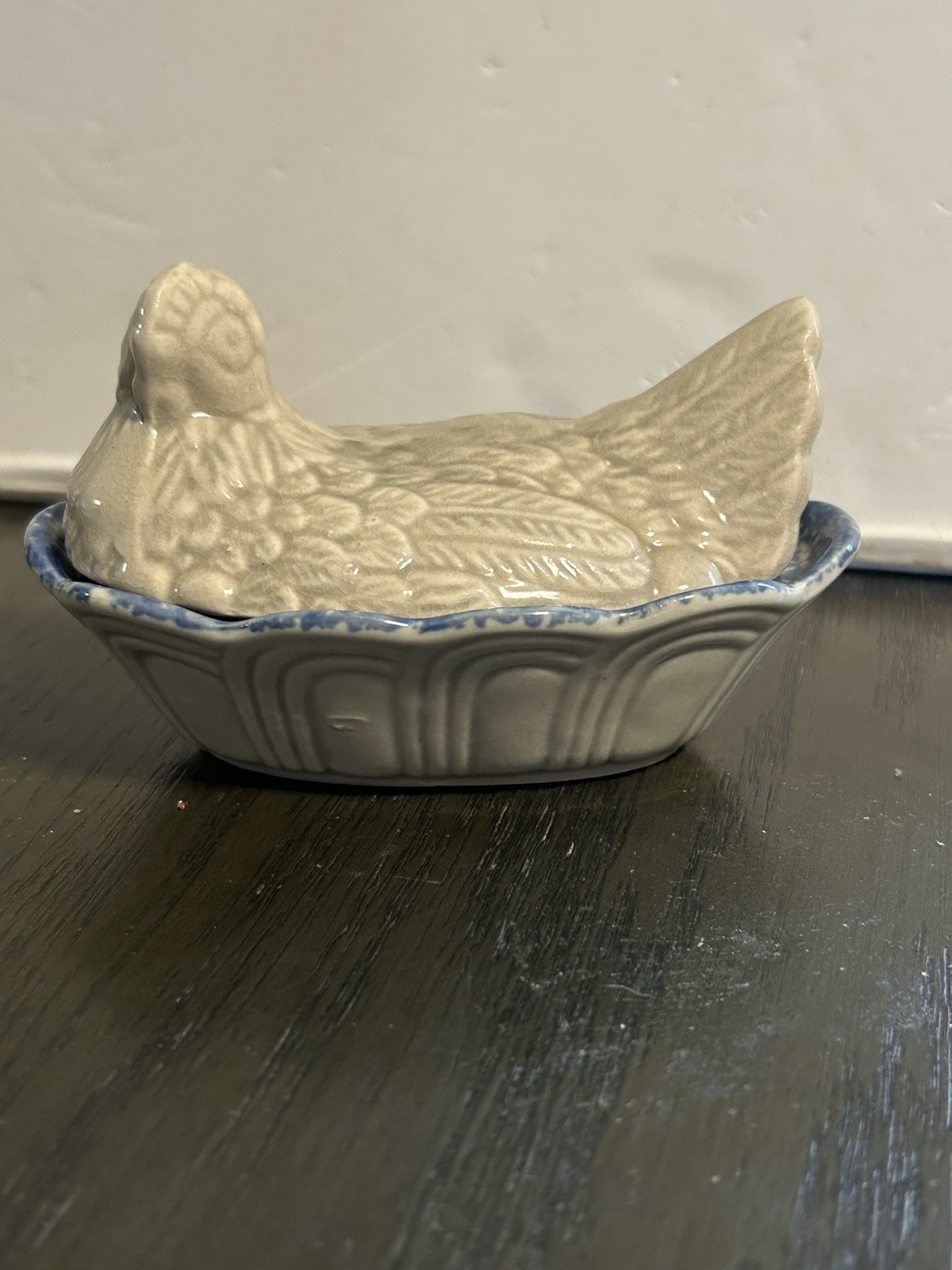 Vintage Gray And Blue Hen On A Nest•Porcelain Chicken On Nest In Wire Basket•EUC