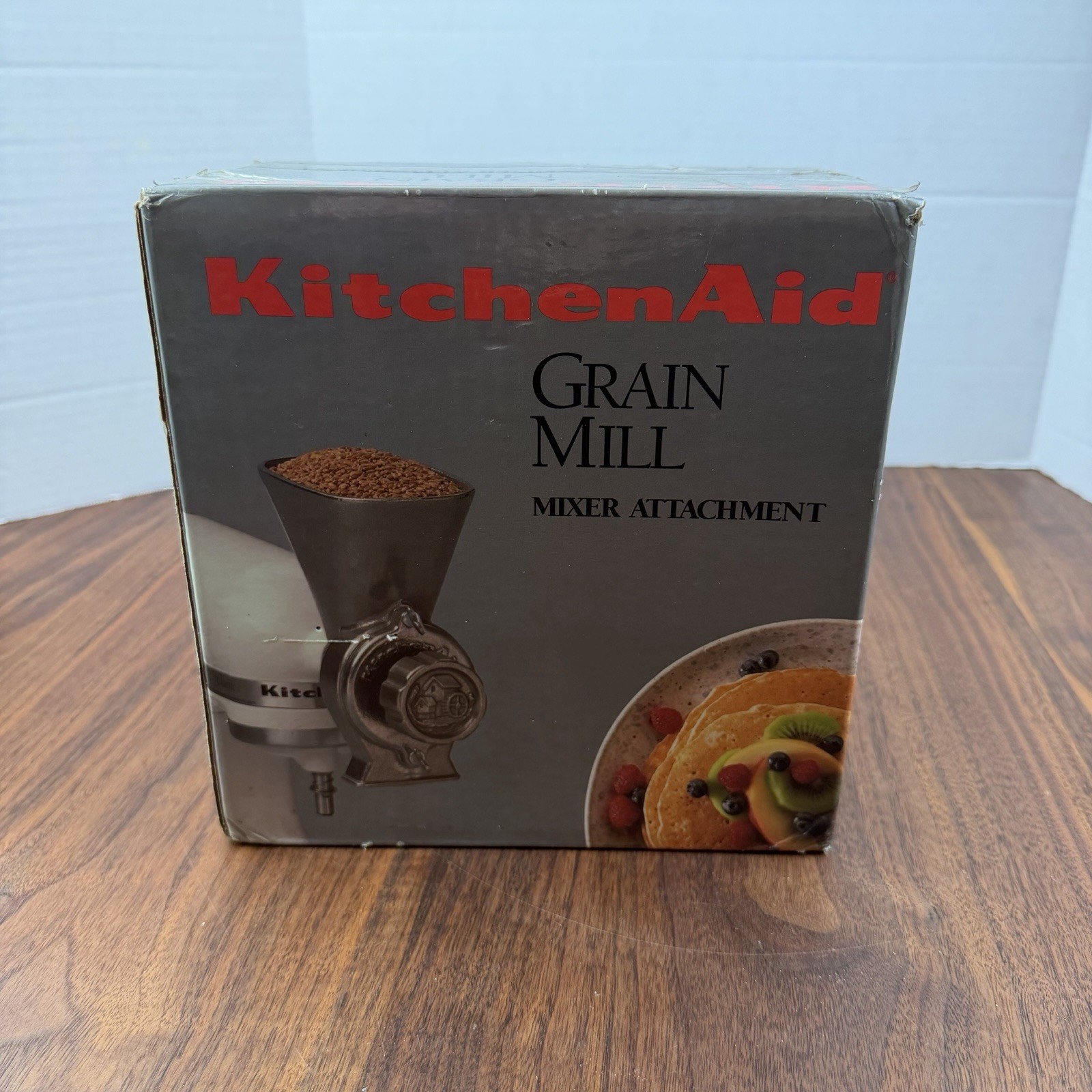 KitchenAid Grain Mill Model GMA Metal Grinder Mixer Attachment w/ Manual & Box