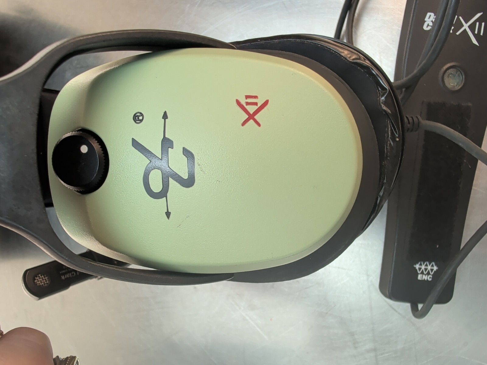 DAVID CLARK X11 HEADSET PILOT NOISE CANCELING AIRPLANE AVIATION HEADPHONES