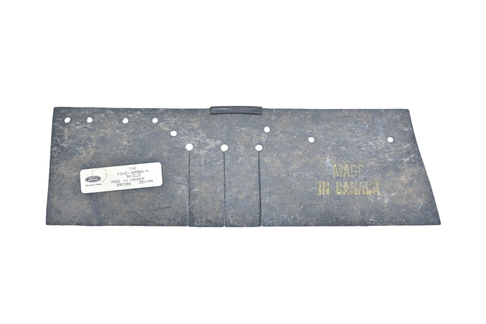 New OEM Ford FOHZ-16A586-A Front Wheel SPLS RR Freightliner Shield NOS