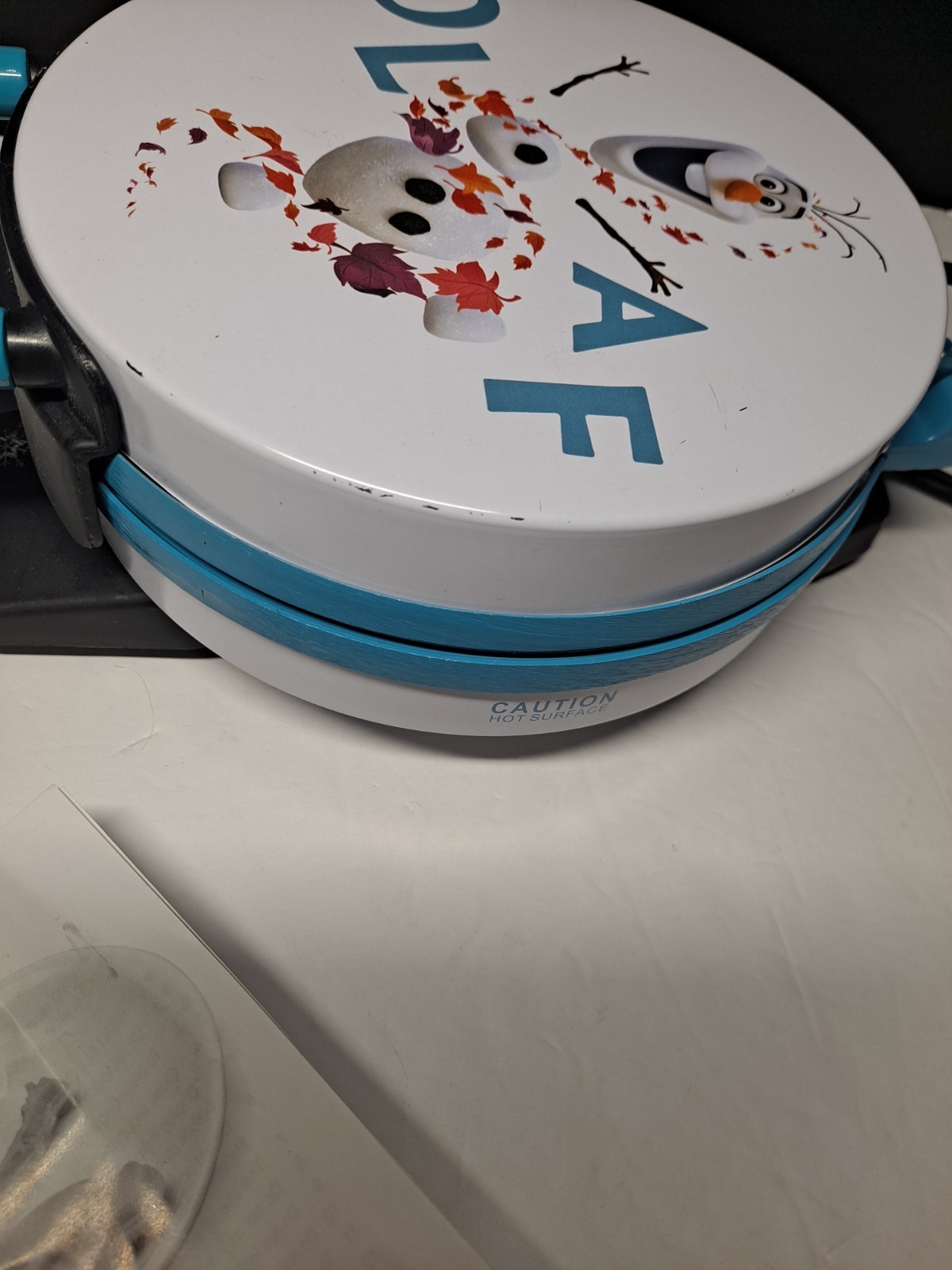 Disney Frozen 2 Olaf Waffle Maker W/Booklet Snowman