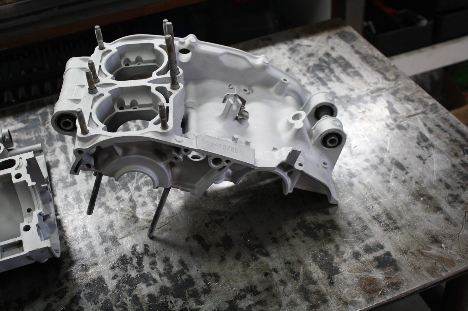 YAMAHA BANSHEE MATCHING OEM CASES BANSHEE UPPER CASE BANSHEE LOWER ENGINE CASE