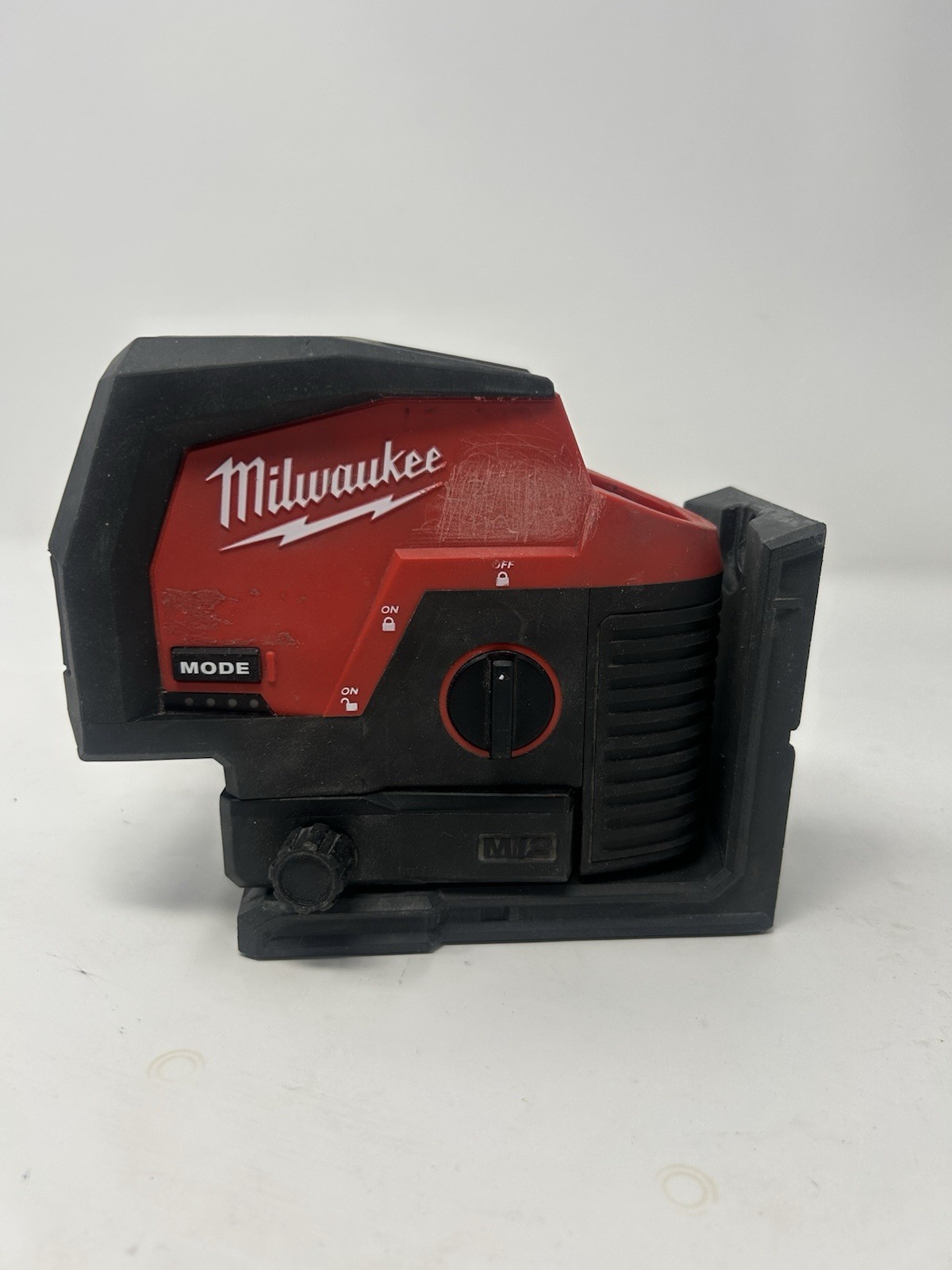 Milwaukee Model 3622-20 M12 Green Cross Line Plumb Points Laser