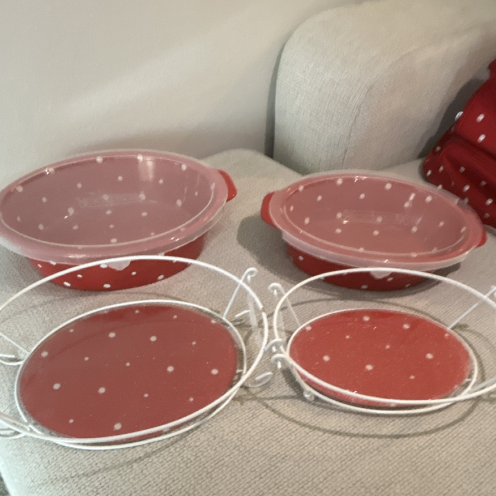 Temp-tations Presentable Ovenware Red Polka Dot Pans, Lids, Racks, Carrier
