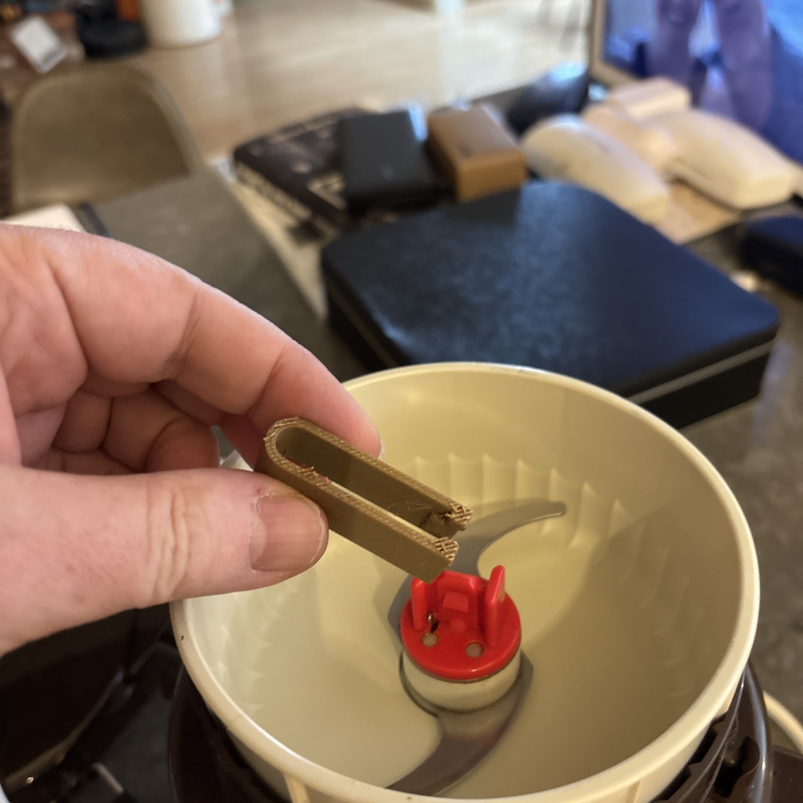 La Machine Moulinex  Blade Removal Knife / Tool