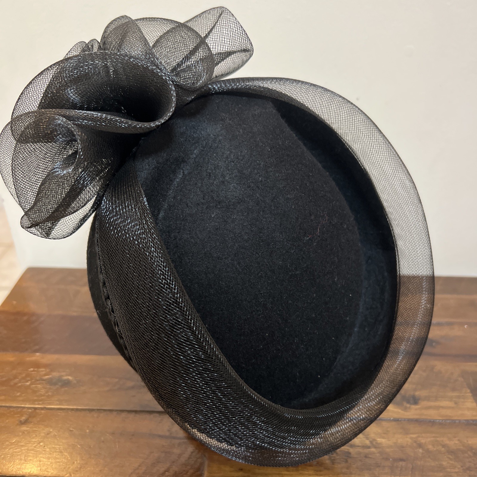 Vintage Black Wool Fascinator Hat – Retro Cocktail / Derby / 90s Y2K Style