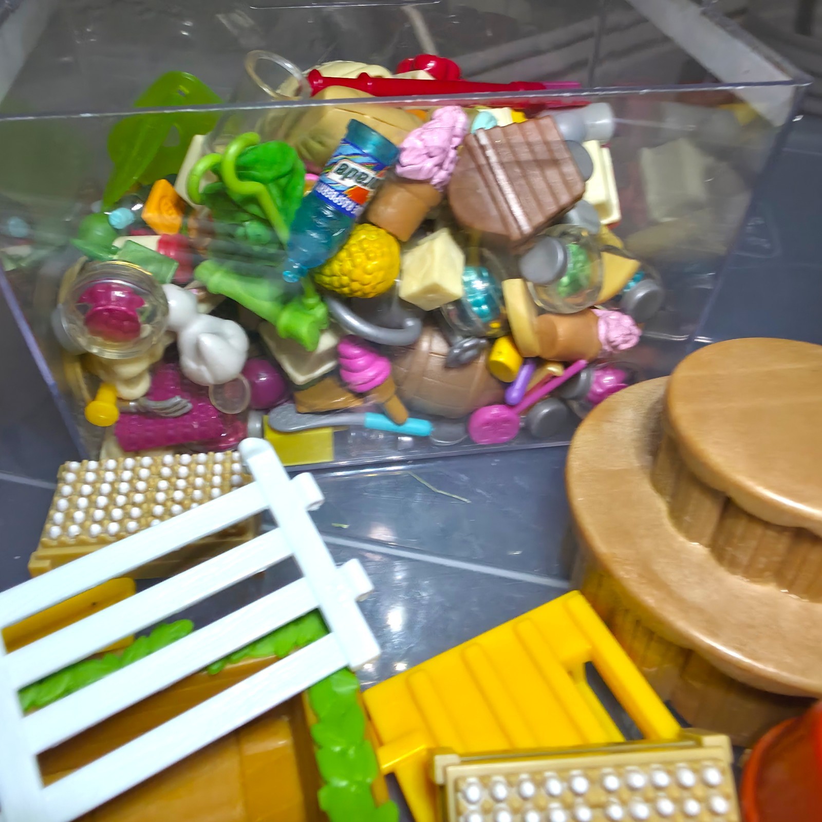 Lil Woodzeez Restaurant Boating Playset Bundle 14 Critters Food Groceries & More