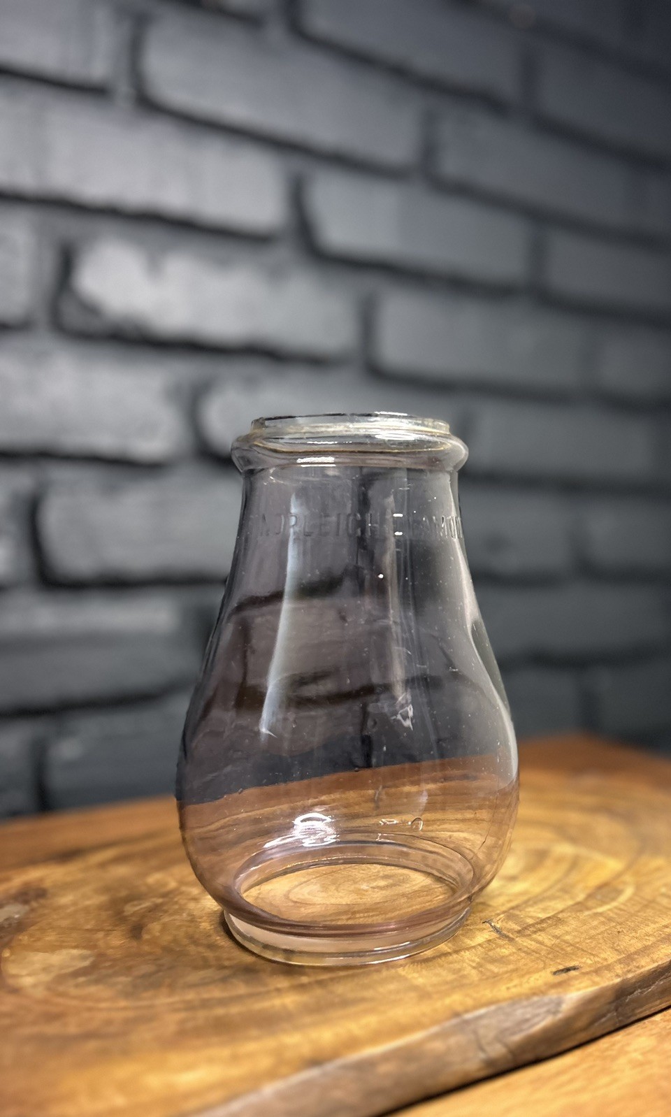 Rare Amethyst Toned Clear Embossed Norleigh Diamond 6.5” tubular lantern Globe