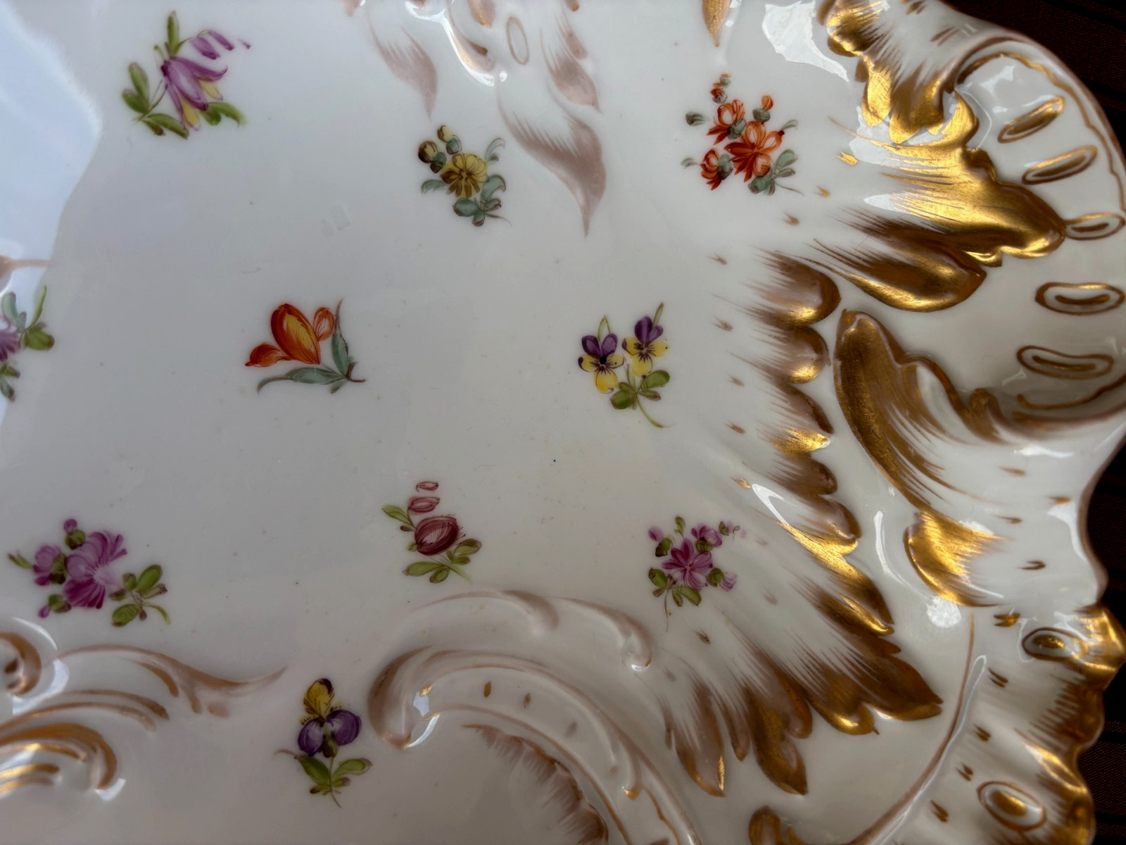 Antique Porcelain Ousters Bowl