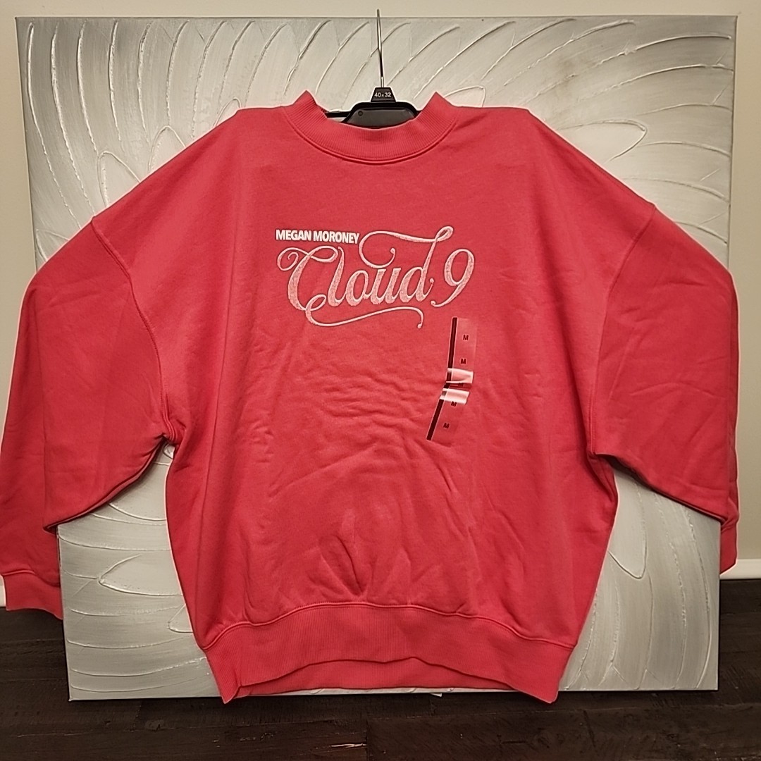 Megan Moroney Cloud 9 Pink Pullover Sweatshirt Medium Fleece Graphic Print