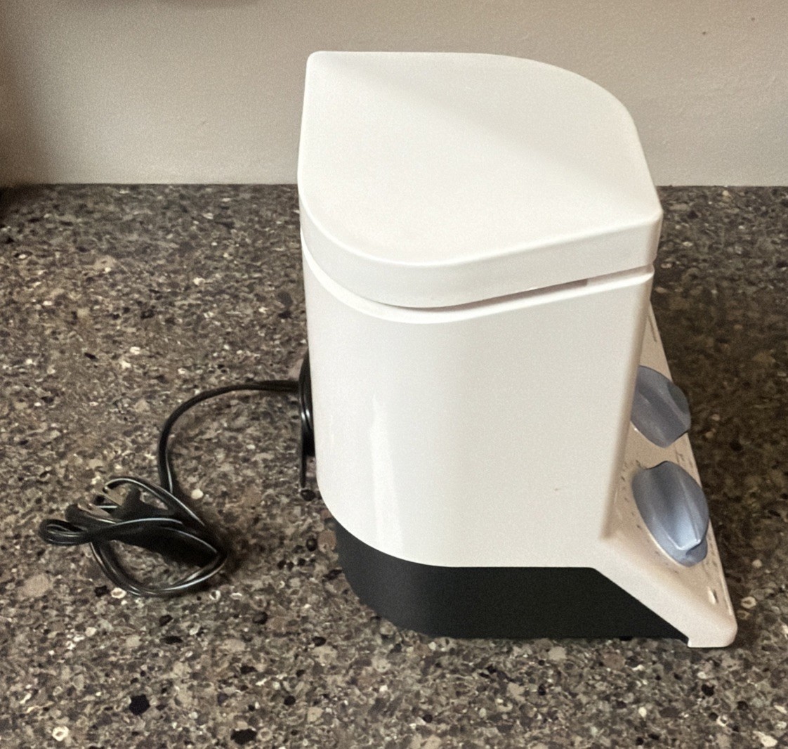 Braun Combimax 650 Food Processor 14 Speed K650 Motor Base Only Great Condition