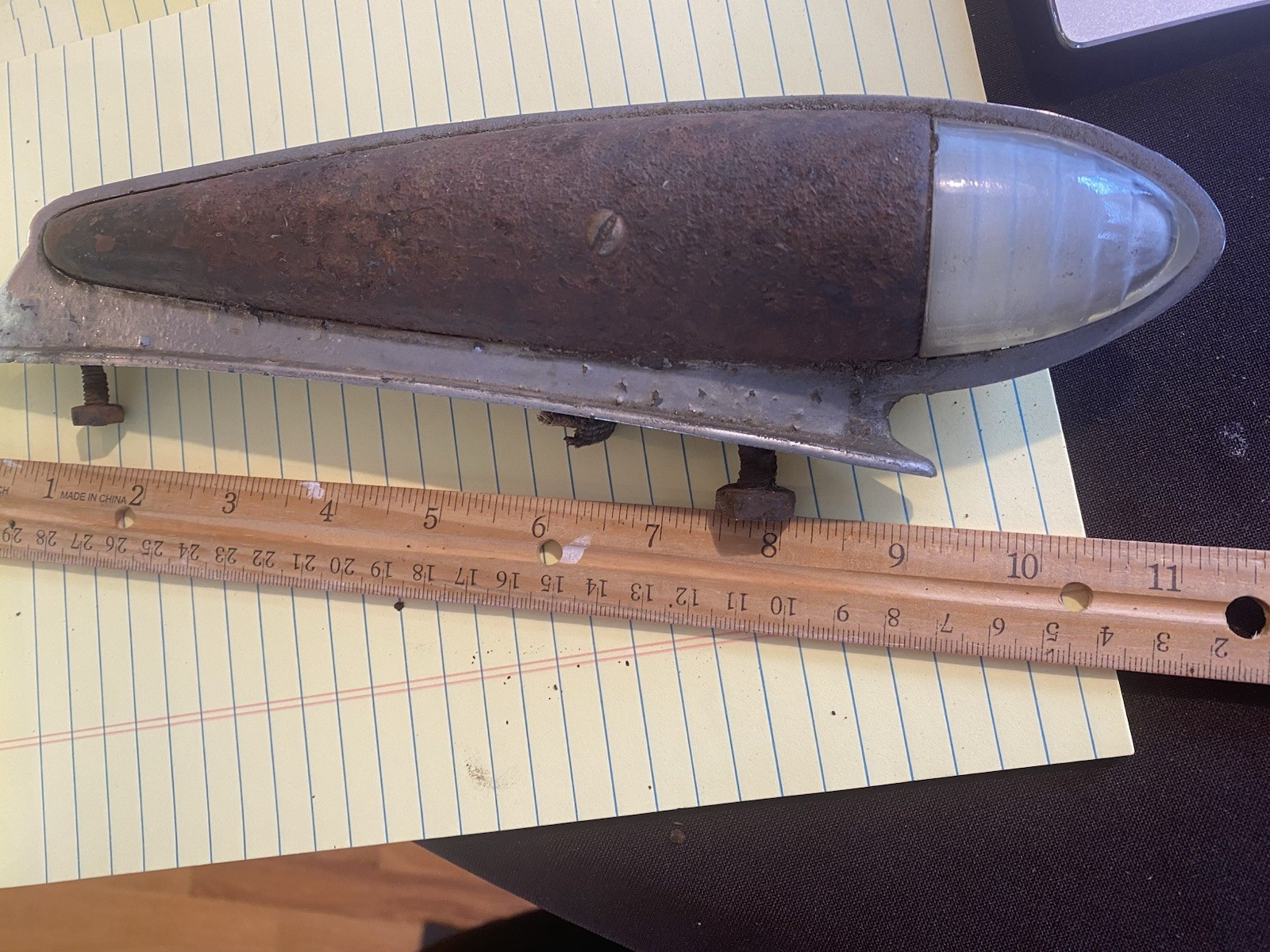 VINTAGE BUICK COUPE FENDER PARKING LIGHT? BUICK/ CHEVROLET LOOK! SOLD AS IS