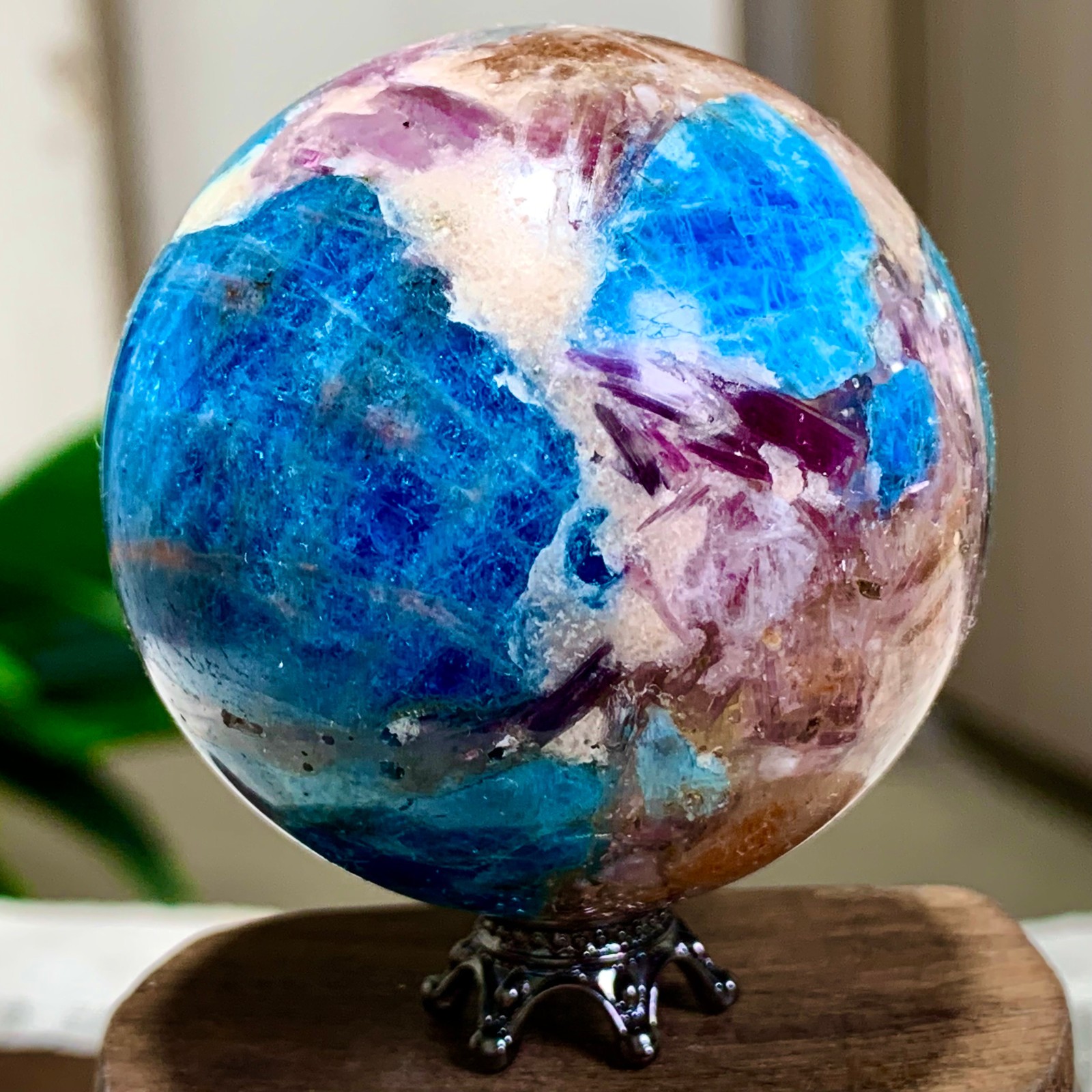 170G Natural Blue Aptite +Sun Stone purple lepidolite Sphere mineral sample