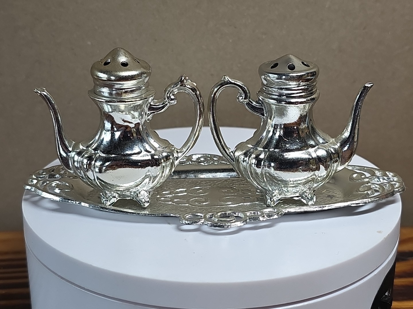 Vintage 1960s-70s Salt & Pepper Shakers Tea Set w/ Serving Tray Georgia