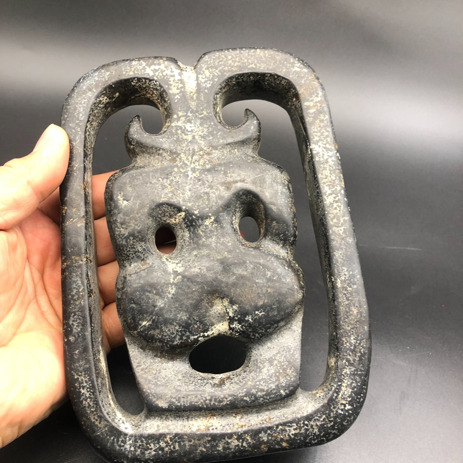 Old HongShan Culture Meteorite Jade Hand-Carved Sun God Helios Statue