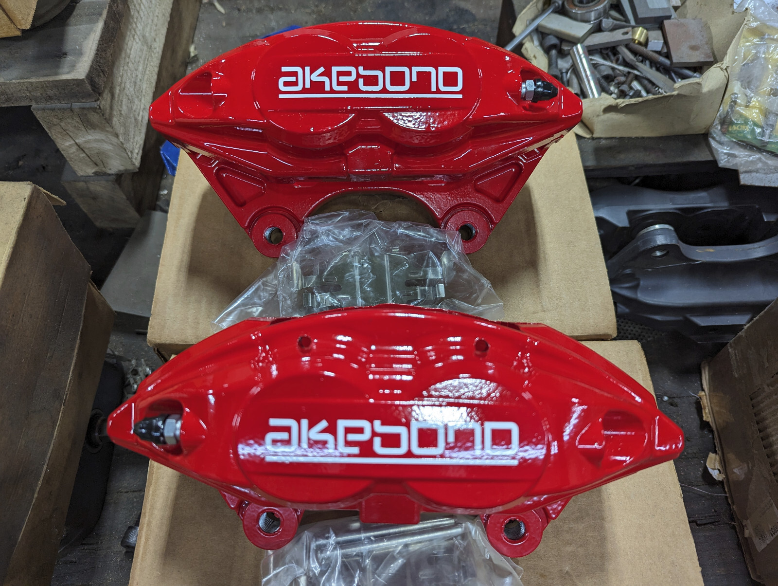 (2) Front 4 Piston Brake Calipers Pair FX50 G37 G37X Q50 09 370Z Plain or Red