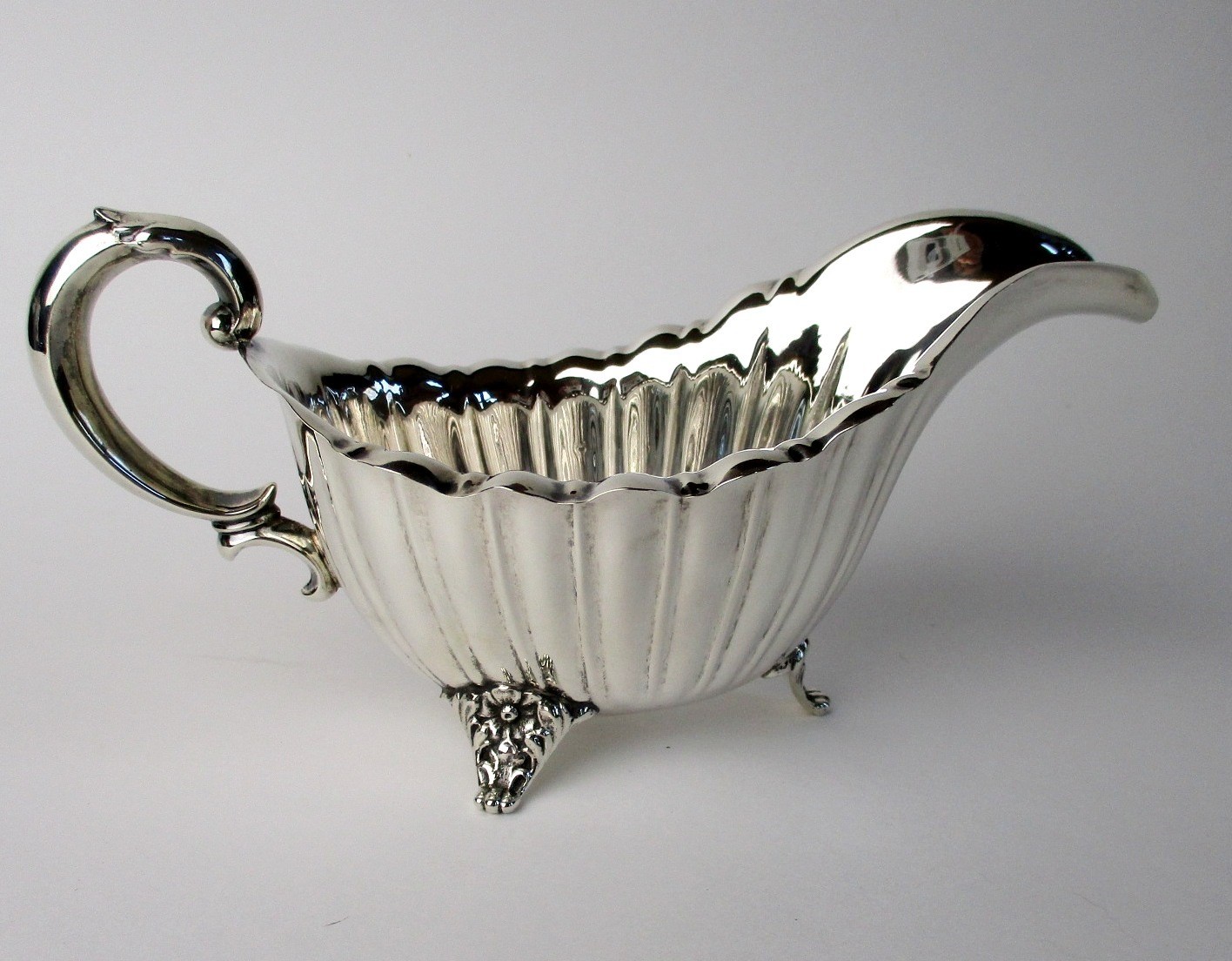 Woodside Sterling silver Sauce Boat ribbed pattern c. 1920 New York