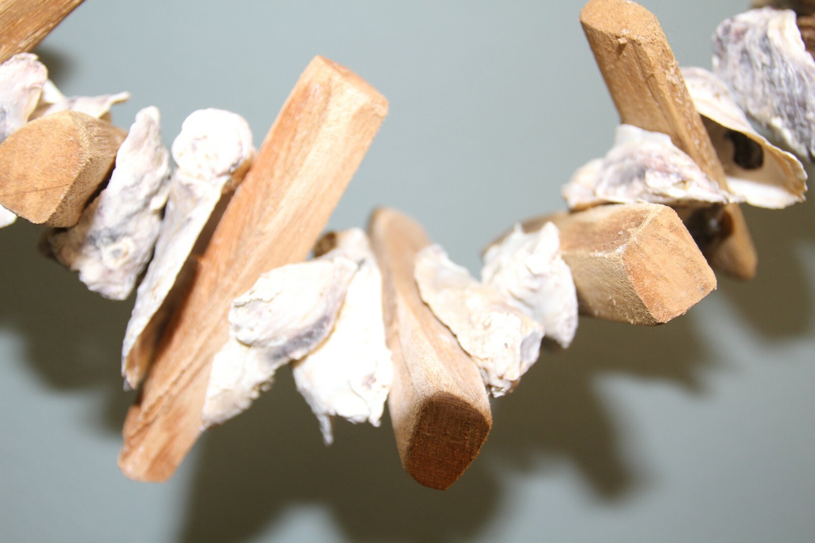 Oyster Bar Hanging Decor Oyster Shells Driftwood Garland, Natural, 33"+ G-83