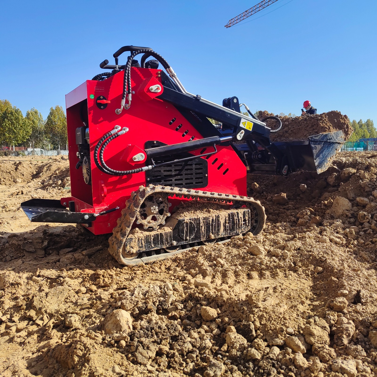 1830lbs Mini Skid Steer Loader with B&S 13.5HP Gas Track
