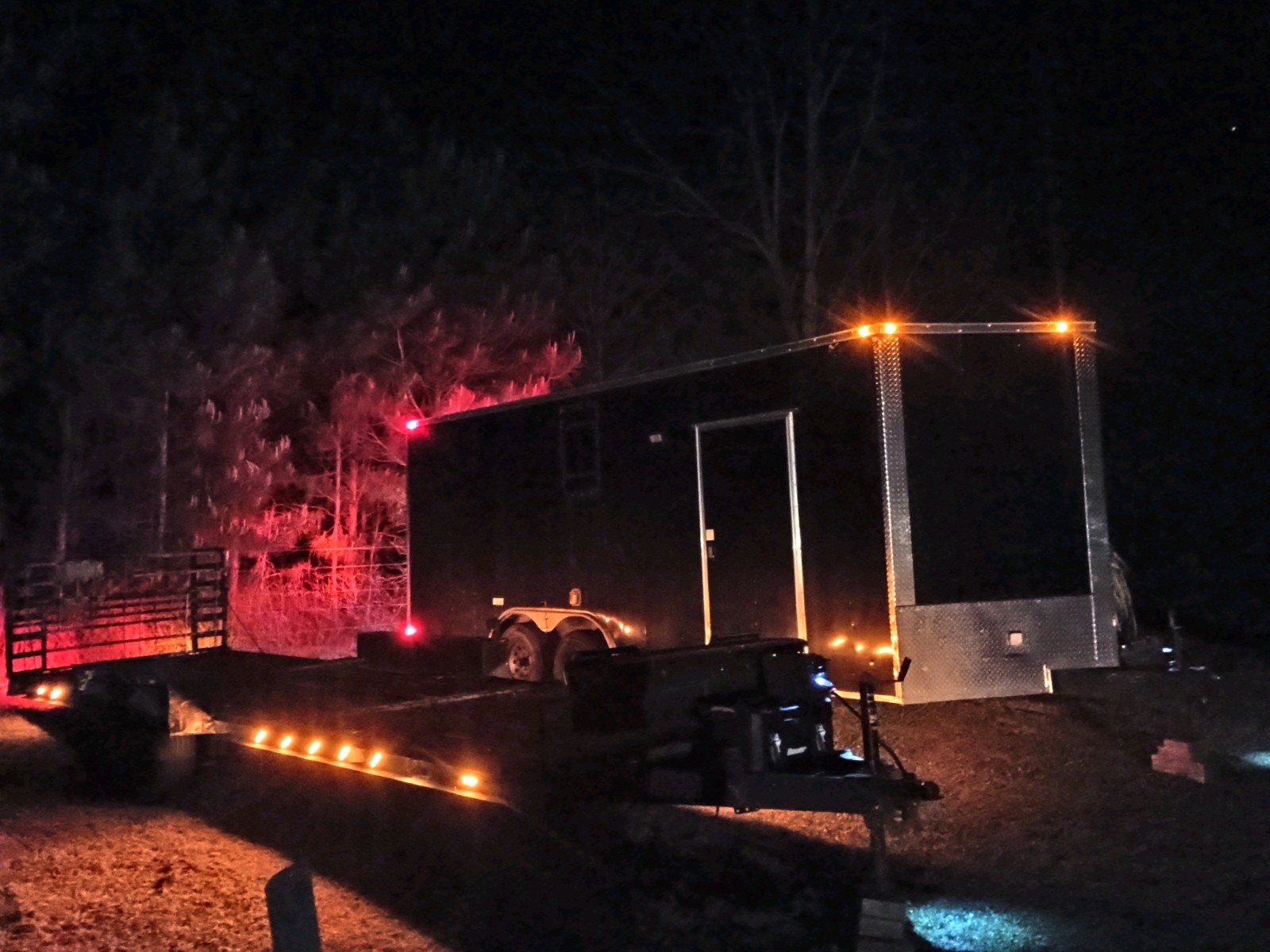 7RV/4&5 Flat Trailer Light Tester Box Power By Milwaukee 18-volt Drill Battery