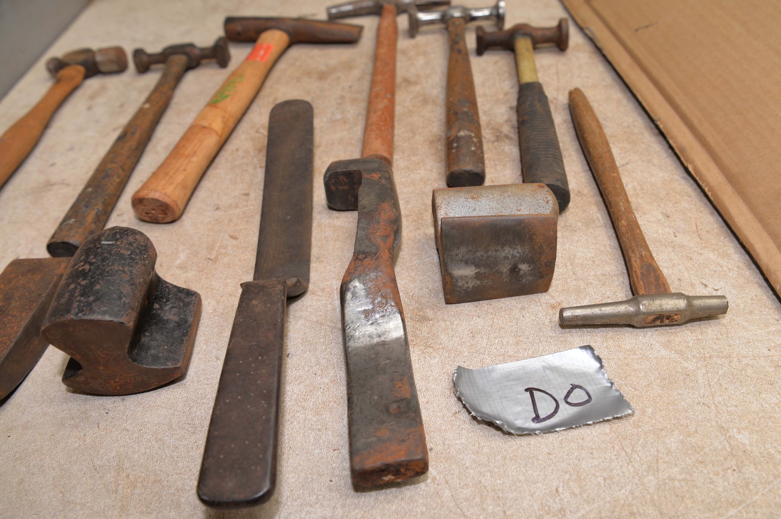 12 vintage autobody dolly spoon hammers & more lead working collectible tool D0