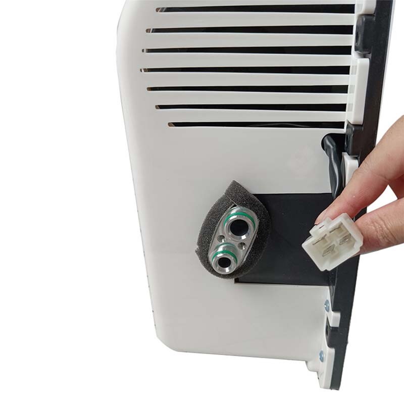 Universal 24V 12000 btu Split Cooling Cab Air Conditioner For Truck RV Caravan