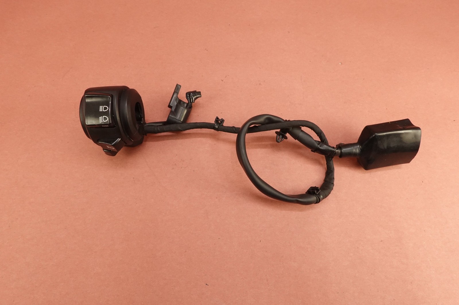 2018-2024 Honda Rebel 500 CMX500 Left Handlebar Switch Turn Signal