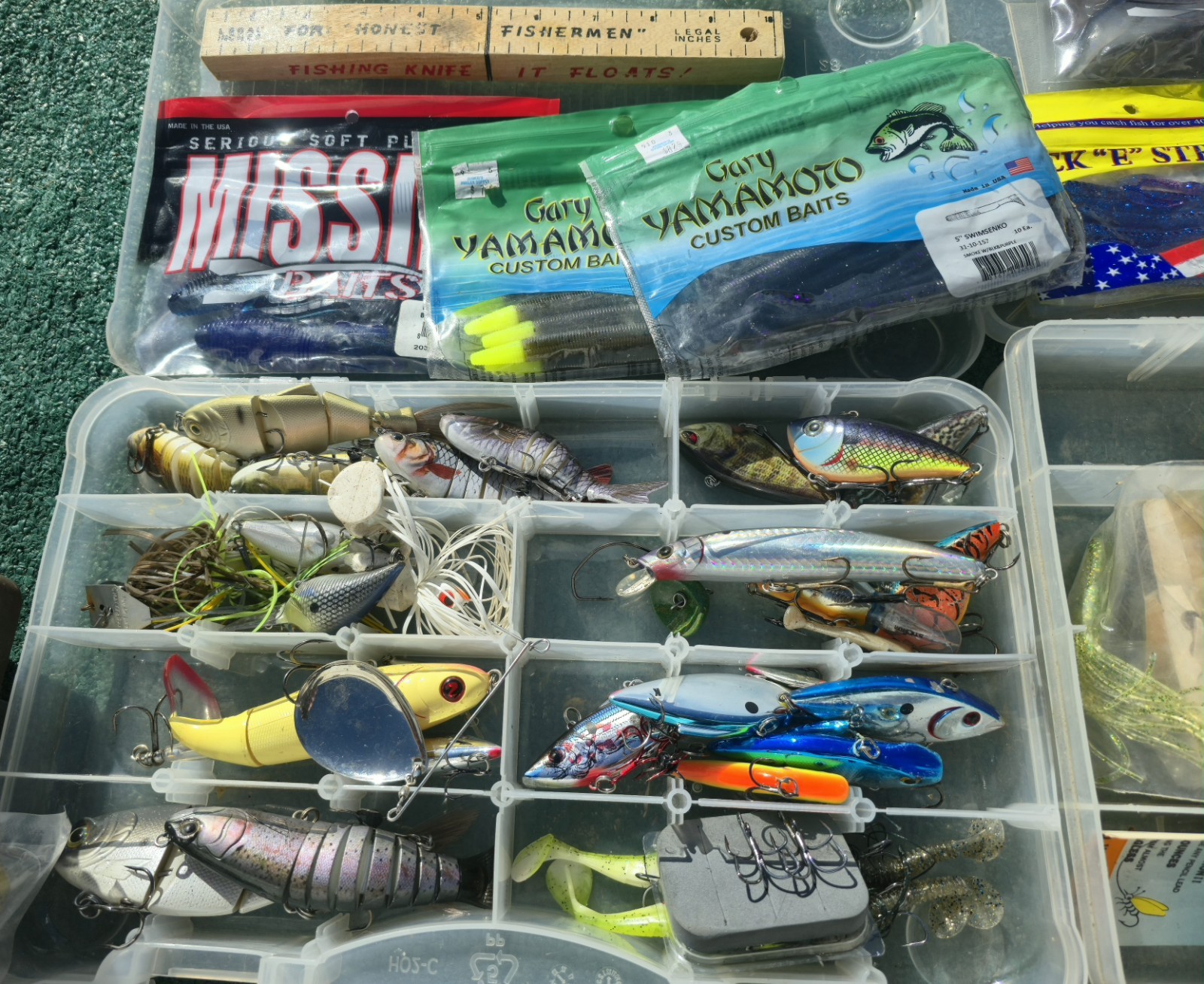 Fishing Tackle Lot Rapala Crankbaits, Worms, Hooks, New & Used Some New Vintage