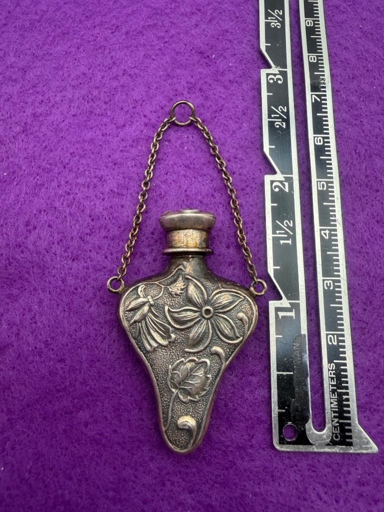 Beautiful Art Nouveau style Sterling Silver Perfume Bottle Pendant Floral