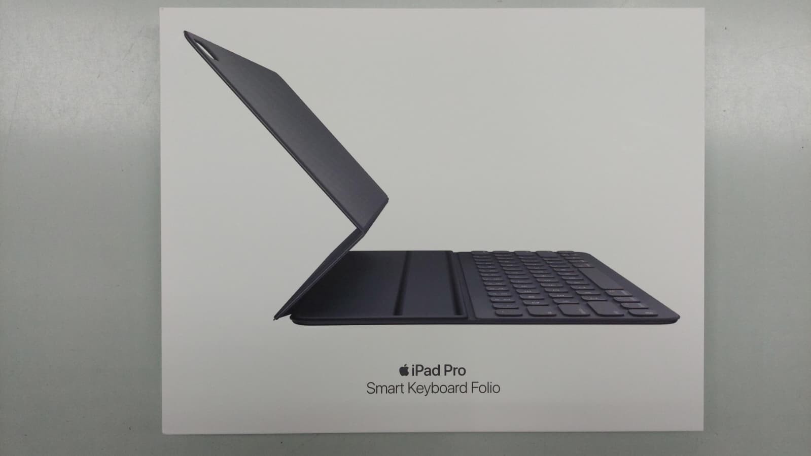 Genuine Apple Smart Keyboard Case for 12.9" iPad Pro 3rd Gen & 2024 Ipad Air 13”