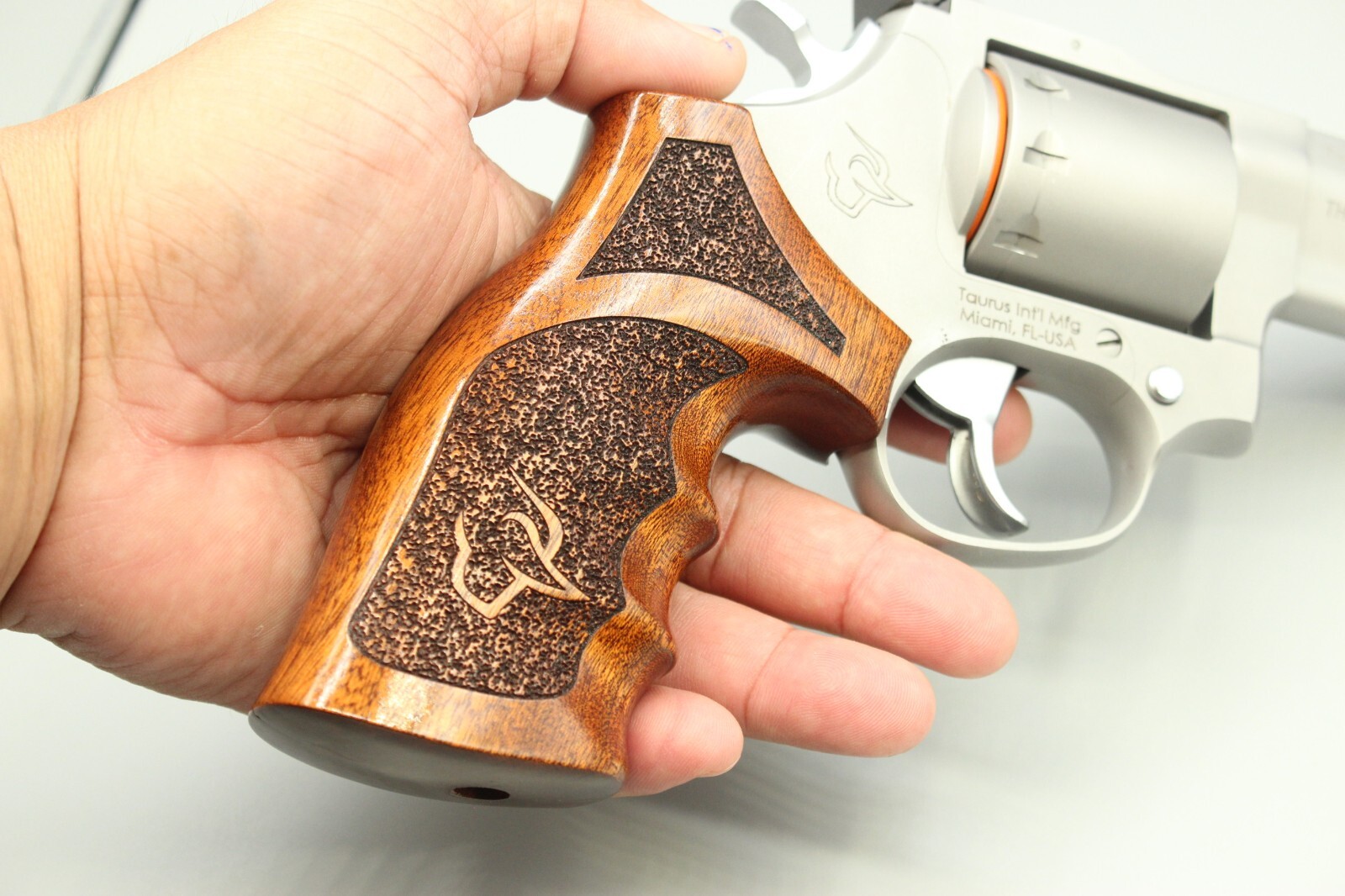 For Taurus Tracker/Judge Grips Fit Model 627 445 450 692 817 992 Sapele Wood New