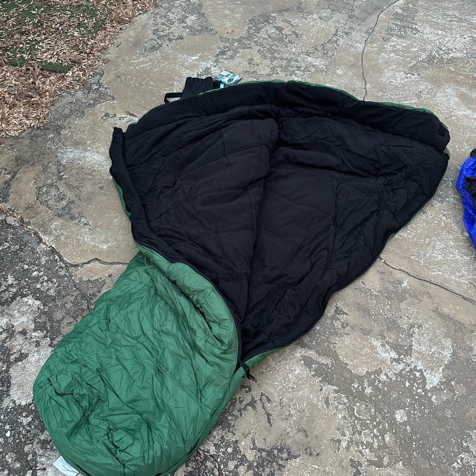 NWT Cabela's Summit Mummy Green Sleeping Bag 36"x90" w/ Bivy Cover