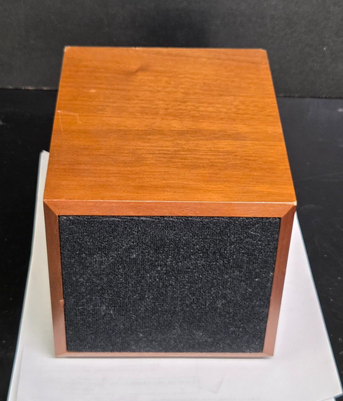 KLH Model 200 AM FM Clock Radio Auxiliary Remote Speaker ONLY VTG Nice Shape