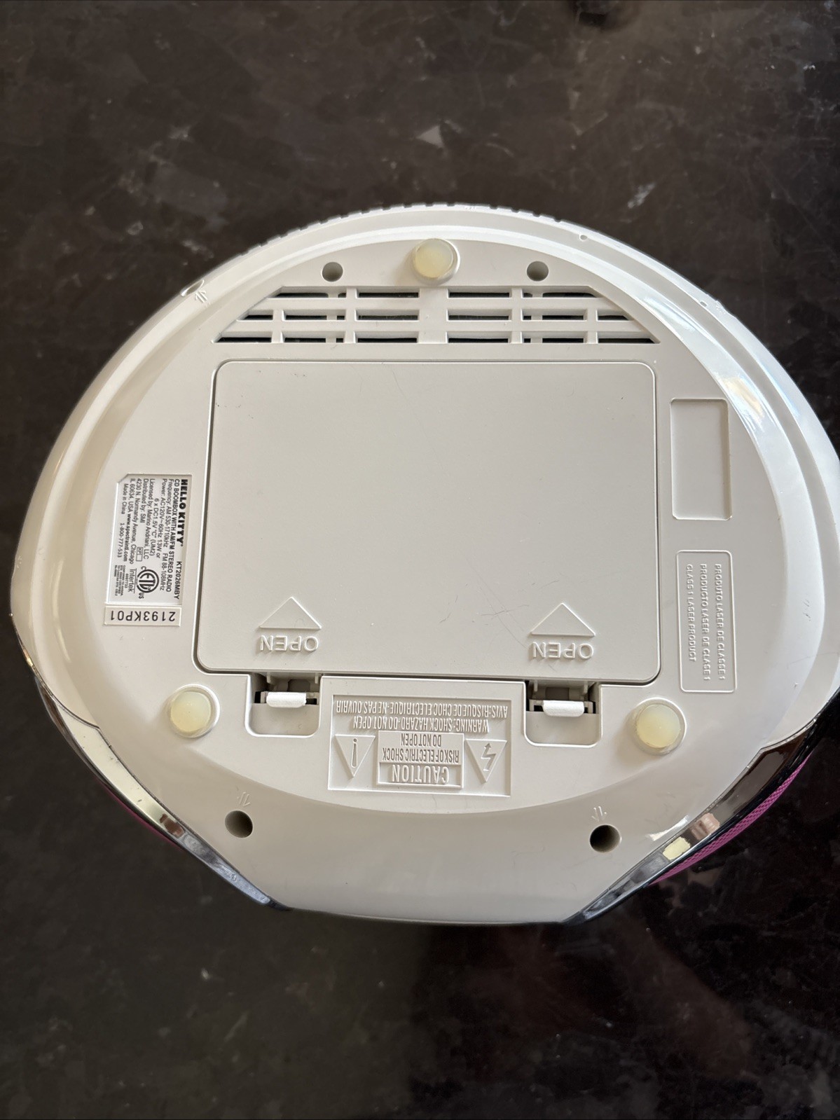 Hello Kitty CD Player Boombox AM/FM Radio KT2026MBY 2013 -Tested Works