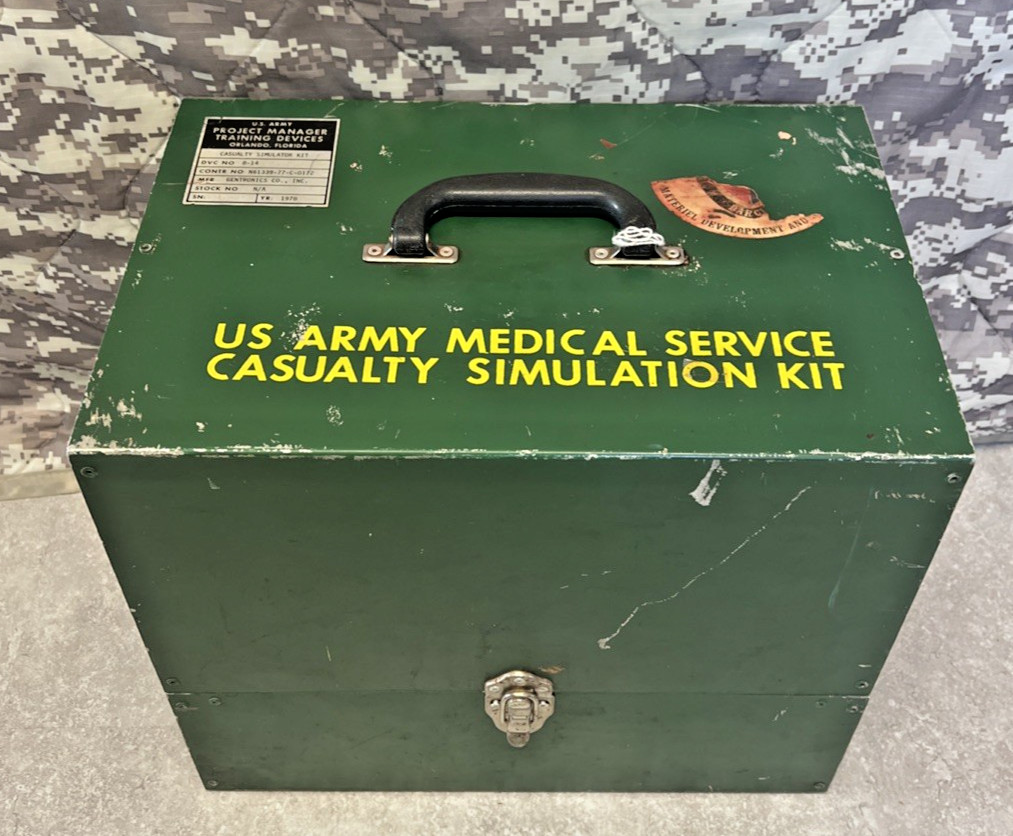 US ARMY Medical Service Casualty Simulation Kit Gentronics 1978 Training D-19