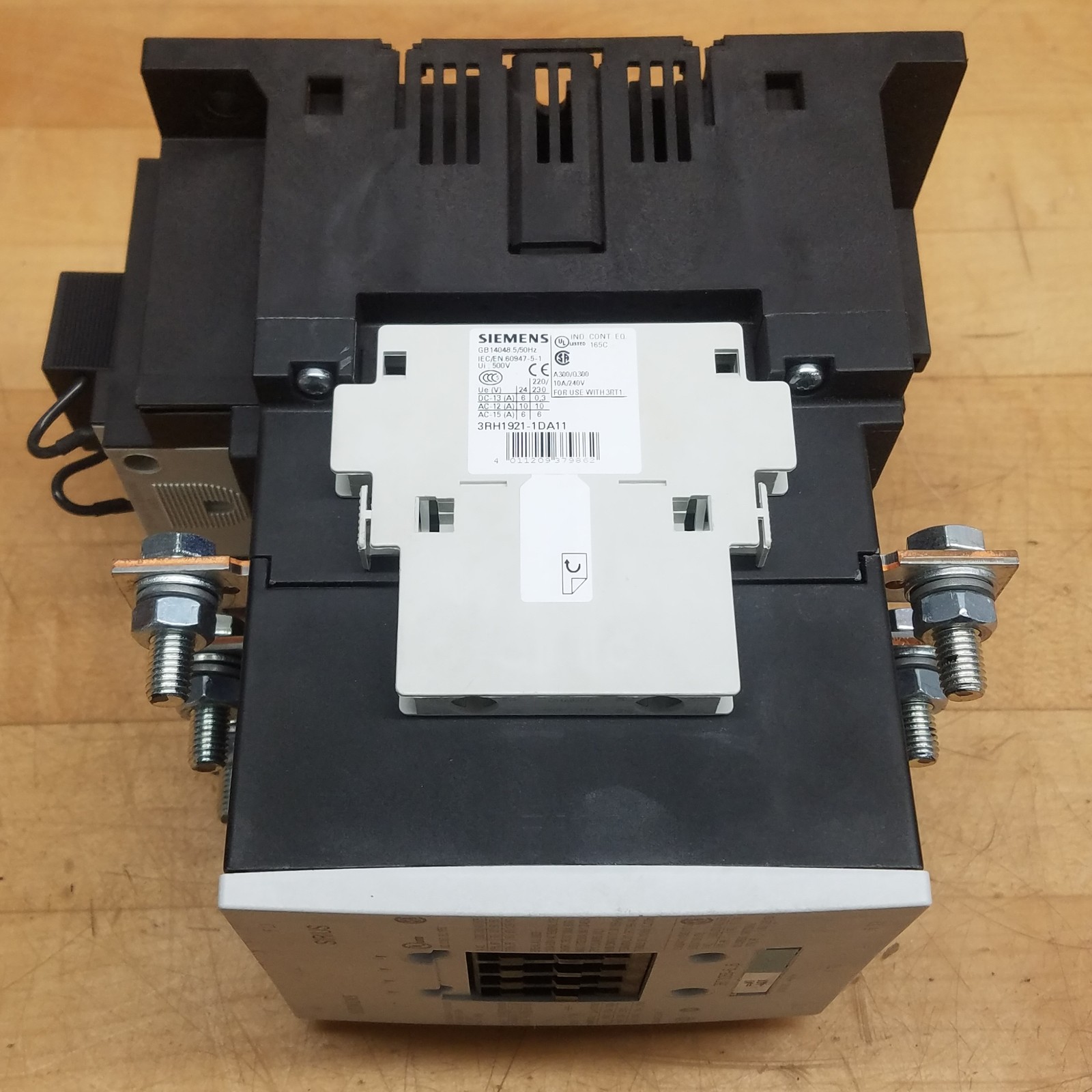 Siemens 3RT1055-6AB36 Contactor, 195A, 600V AC - USED