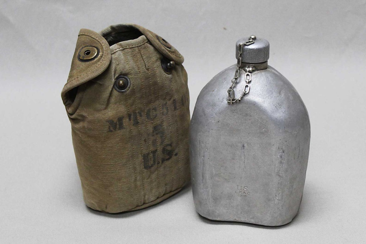 US WW1 Canteen w/Cover Motor Transport Marked . FLU5055