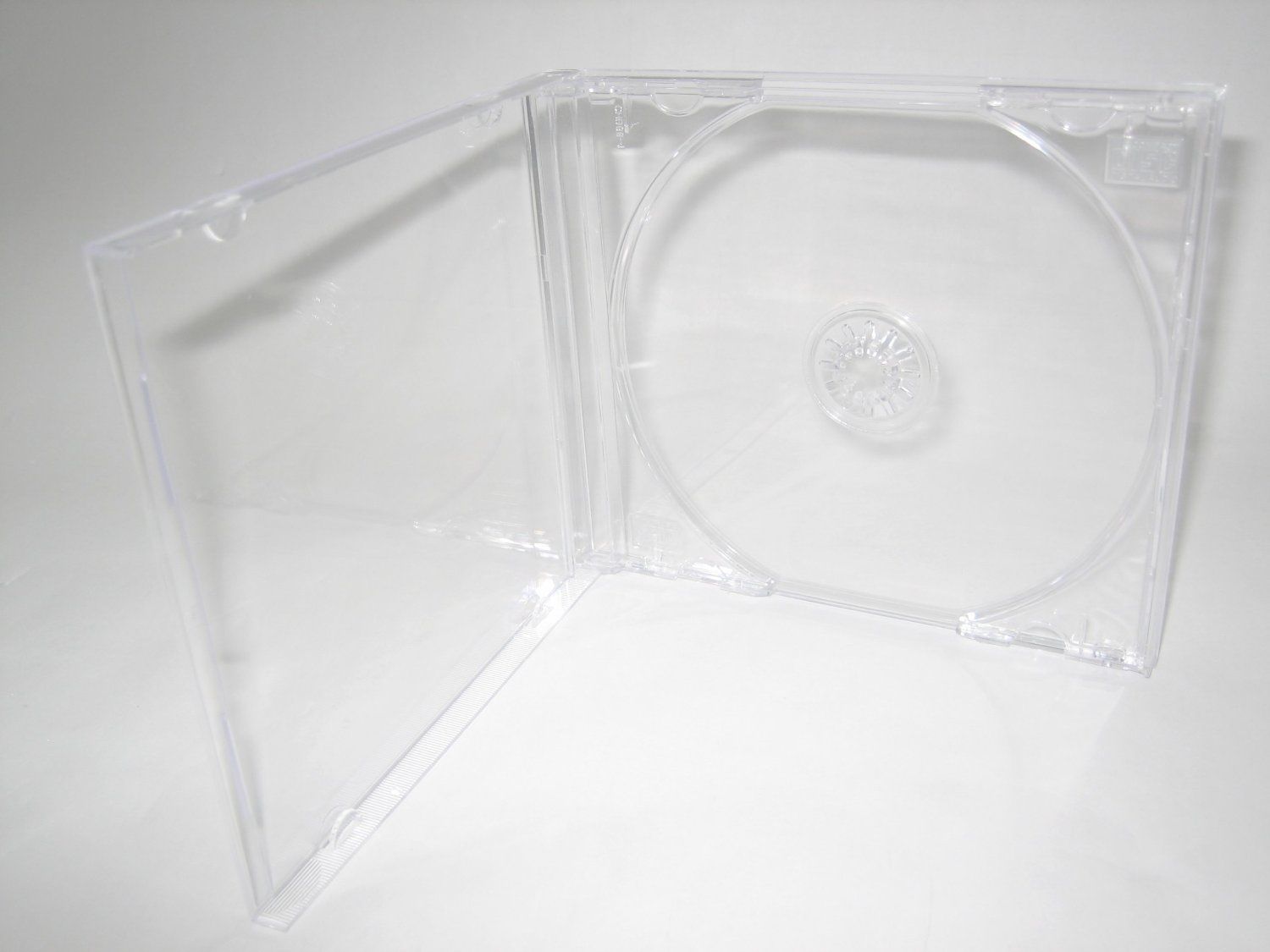 50 TOP QUALITY 10.4MM STANDARD SINGLE CD JEWEL CASES W CLEAR TRAY KC04PK-CDA