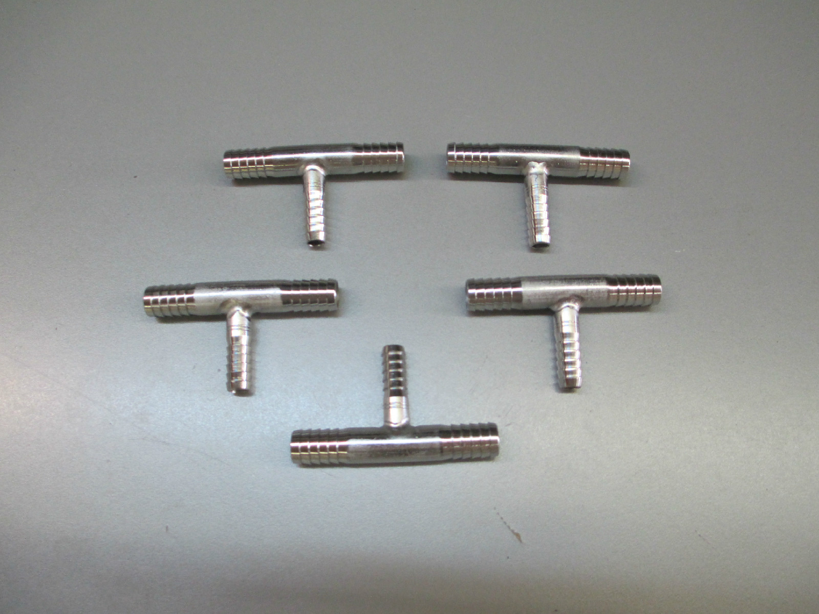 (5) 3/8" x 3/8" x 1/4" BARB TEES STAINLESS FITTINGS