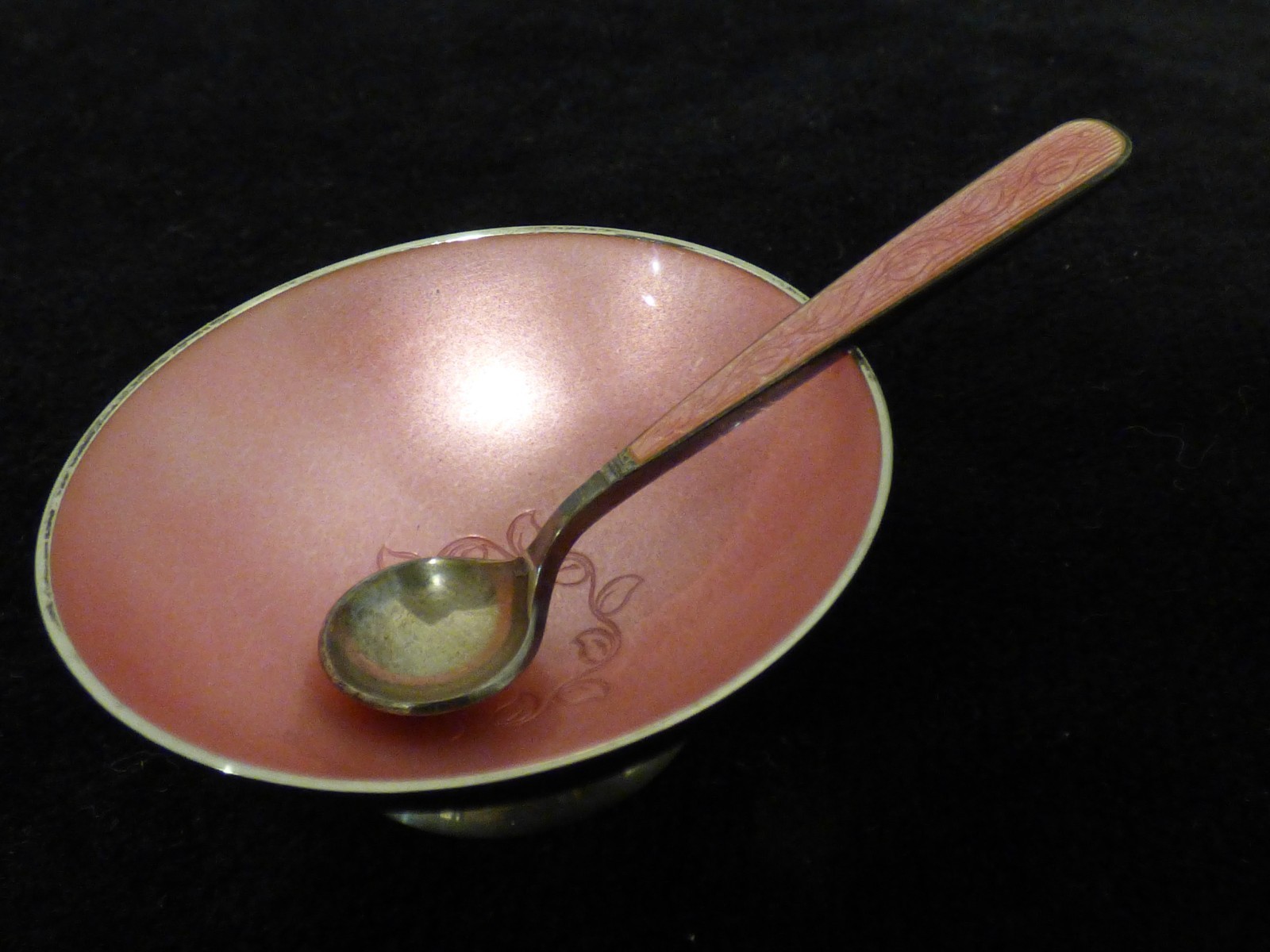 Antique Denmark Salt Cellar & Spoon & Pepper Shaker Sterling V.B. VB Pink Enamel