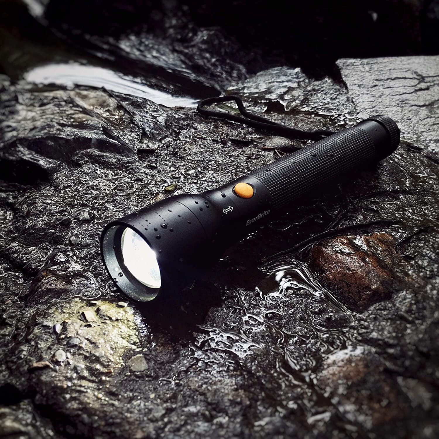 EverBrite Ultra Bright Tactical Flashlight Heavy-duty w/3C Alkaline Batteries