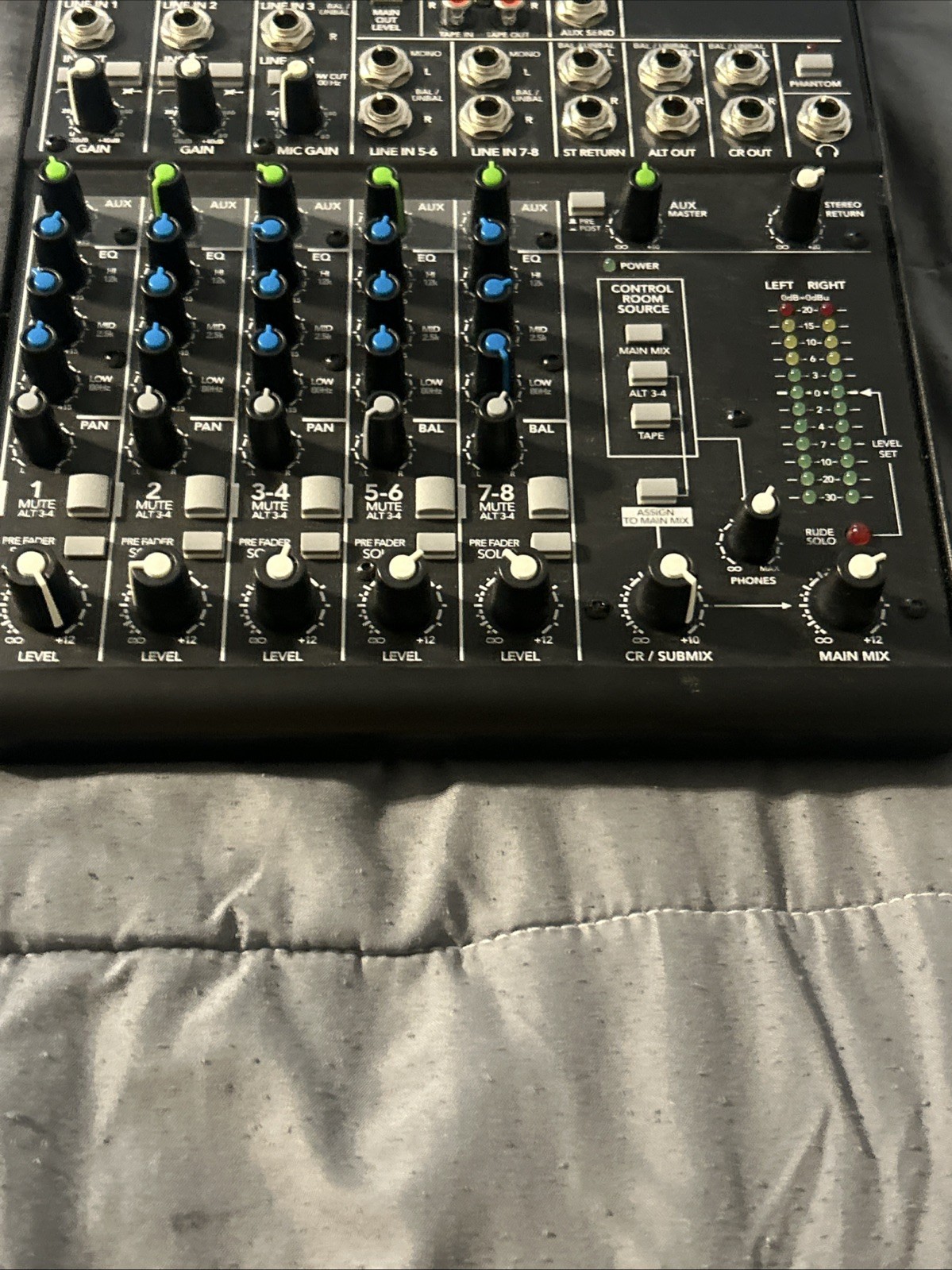 Used Mackie 802VLZ4 8-Channel Ultra Compact Mixer Clean No Power Cord