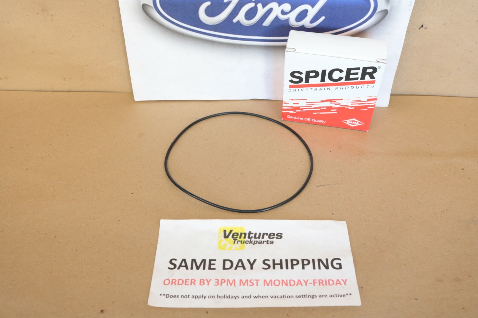 Ford F250 F350 Superduty 2005-2014 Front Axle Seal And Greaseable U Joint Kit