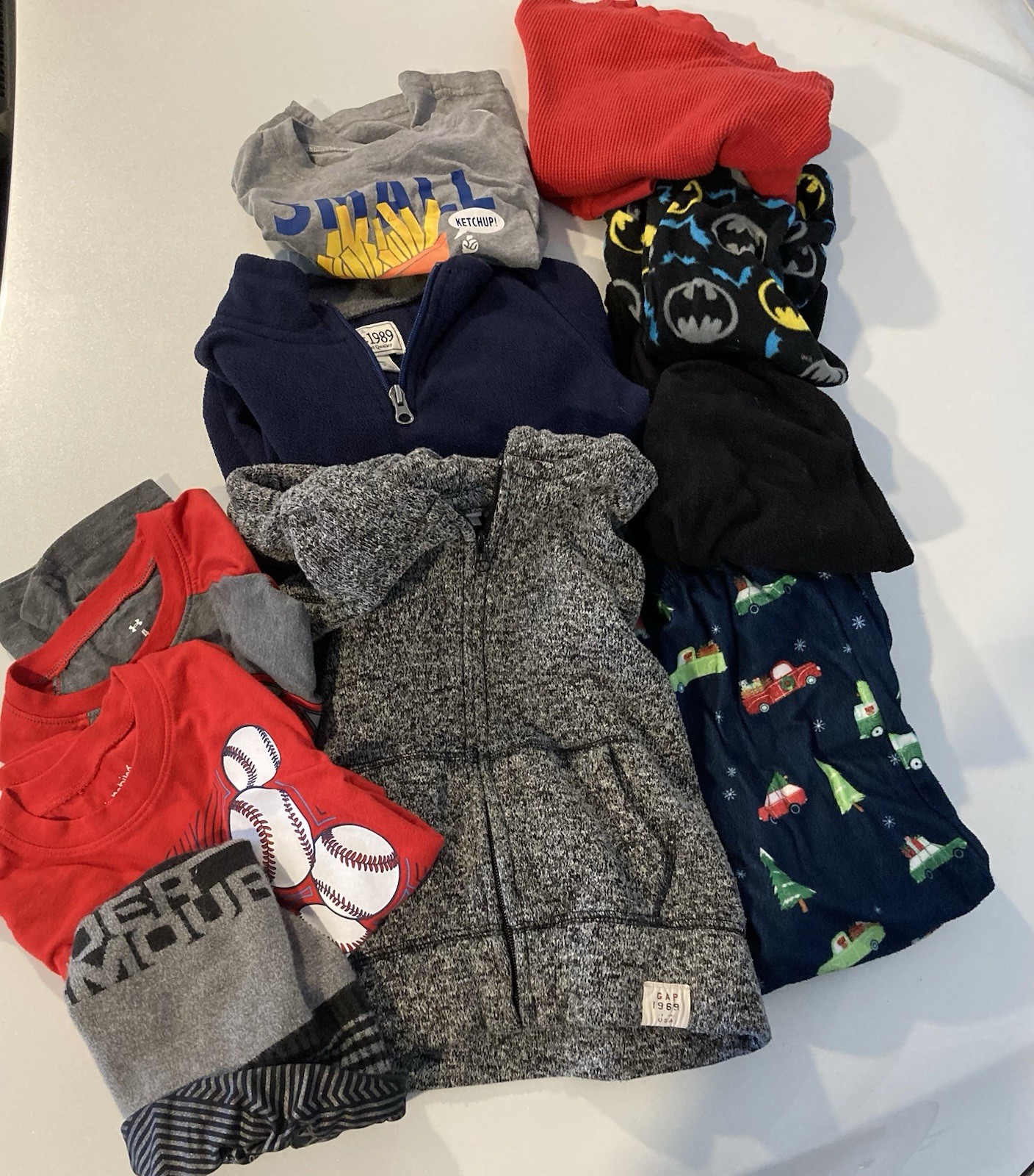 Gap Under Armour Boys 4/5 Clothing Lot Jackets Shirts Hat