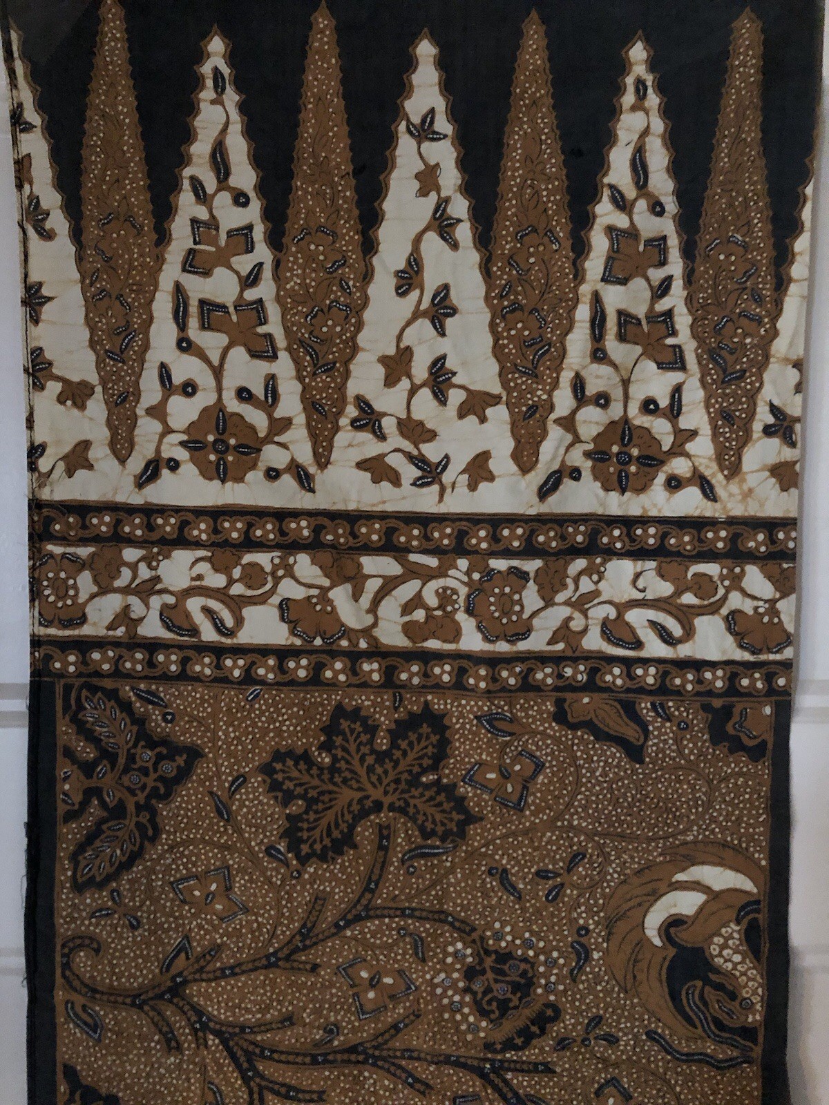 1970's Vintage Hand Dyed Cotton Batik Slendang (Selendang) and Batik Sarong Java